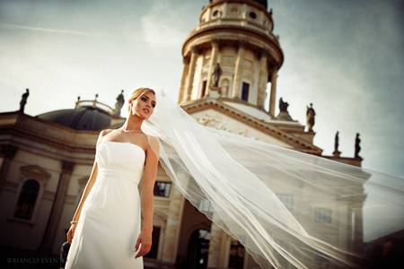 Schleier lang und mit Spitze von Bianco Evento