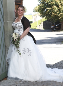 Brautkleid elfenbein günstig