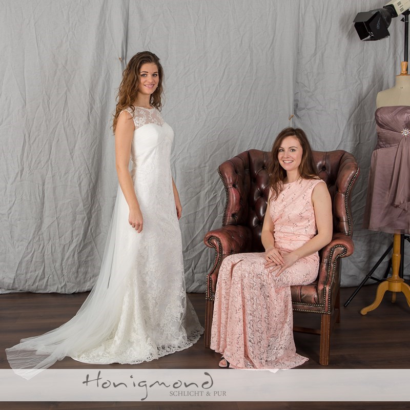 Spitzen Brautkleid elfenbein Grösse 36 kaufen