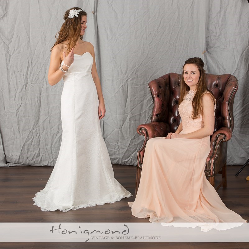 Brautmode aus Spitze Meerjungfrauen Brautkleid