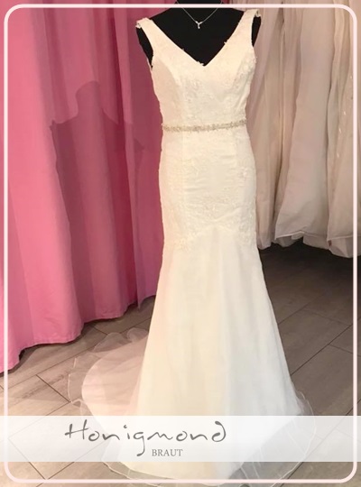 Brautmode SALE Ausverkauf günstiges Brautkleid Interlaken Kandersteg Wallis Brig