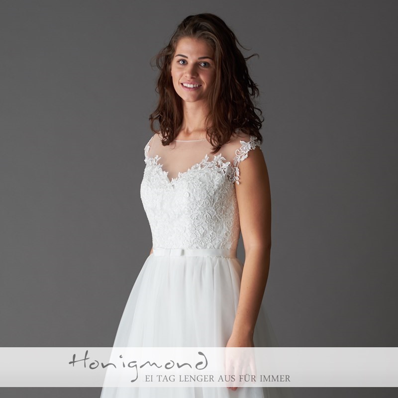 Huttwil Brautkleid Brautmode Hochzeit