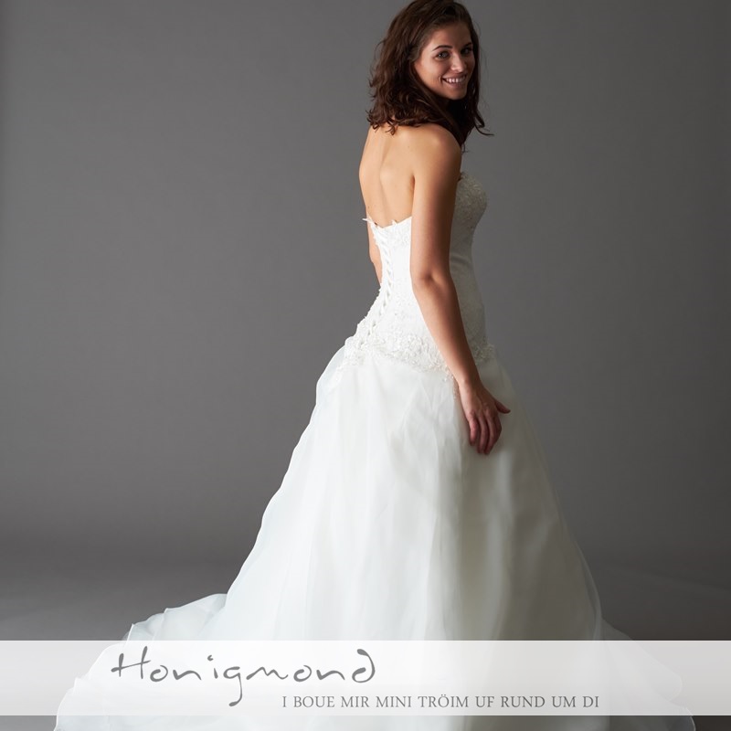 Bad Ragaz Brautmode Brautkleid Spitzen-Brautmode