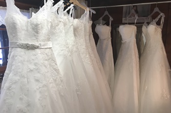Brautmodenhaus, Spezialist für Brautmode, Spitzen-Brautkleid, Princess-Brautmode, Brautkleid ALinie